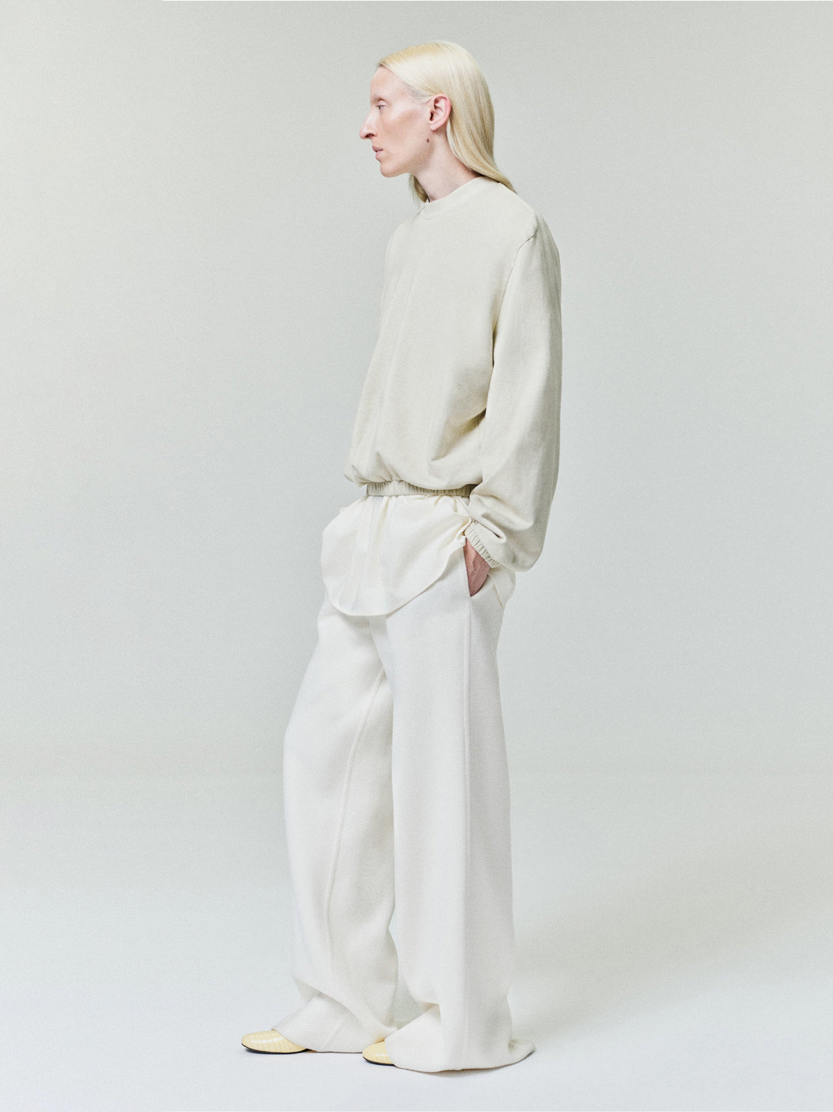 Womens Sunfaded Classic Crewneck - Dirty Ivory - Image 2