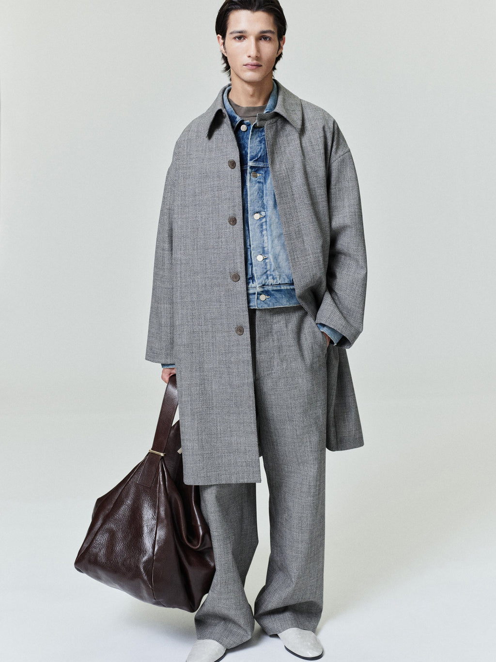 Mouline Wool Relaxed Trench Coat - Off White/Black - Image 2