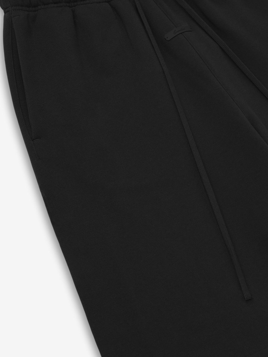 Active Trace Relaxed Sweatshort - Vintage Black - Image 4
