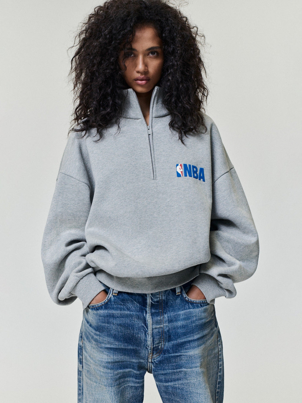 NBA Classic 1/4 Zip Sweatshirt - Warm Heather - Image 1