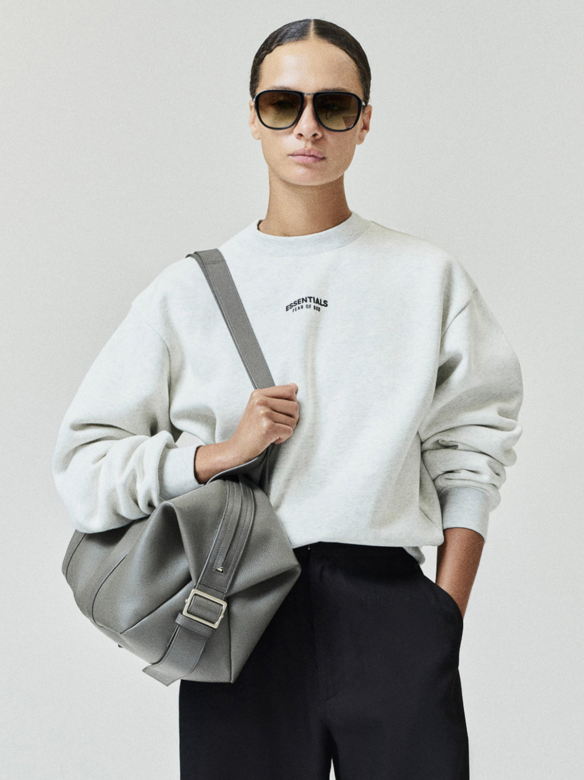 Womens Essentials FW26 Classic Crewneck Sweatshirt - Oatmeal Heather - Image 1