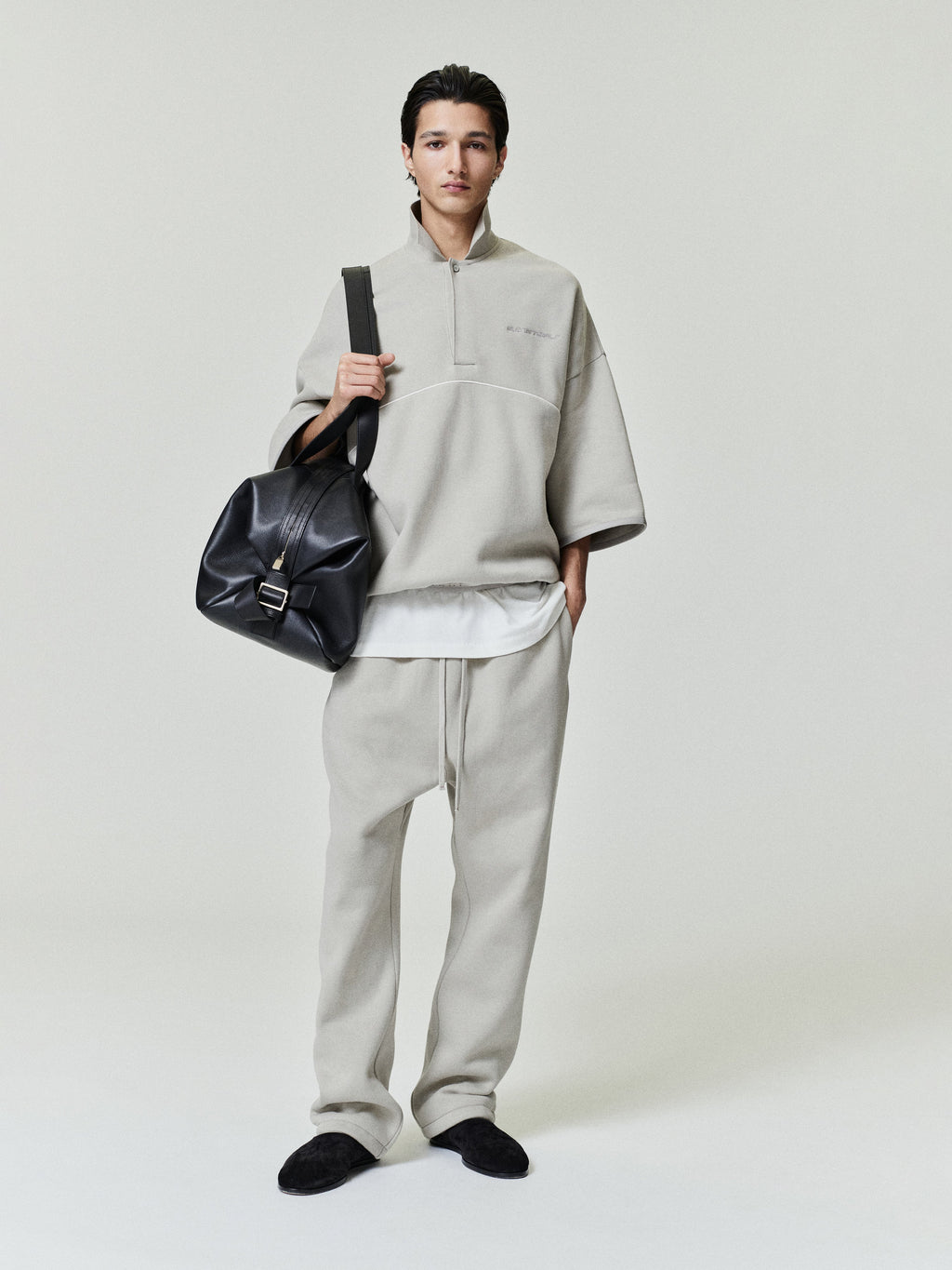 Active Trace Relaxed Sweatpant - Seal - Image 1